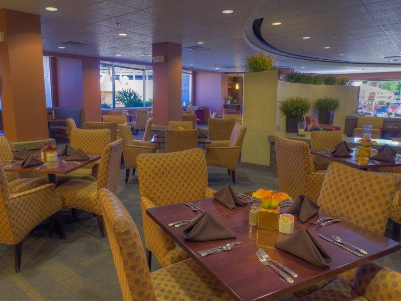 Holiday Inn Express & Suites Phoenix - Midtown, An Ihg Hotel ภายนอก รูปภาพ