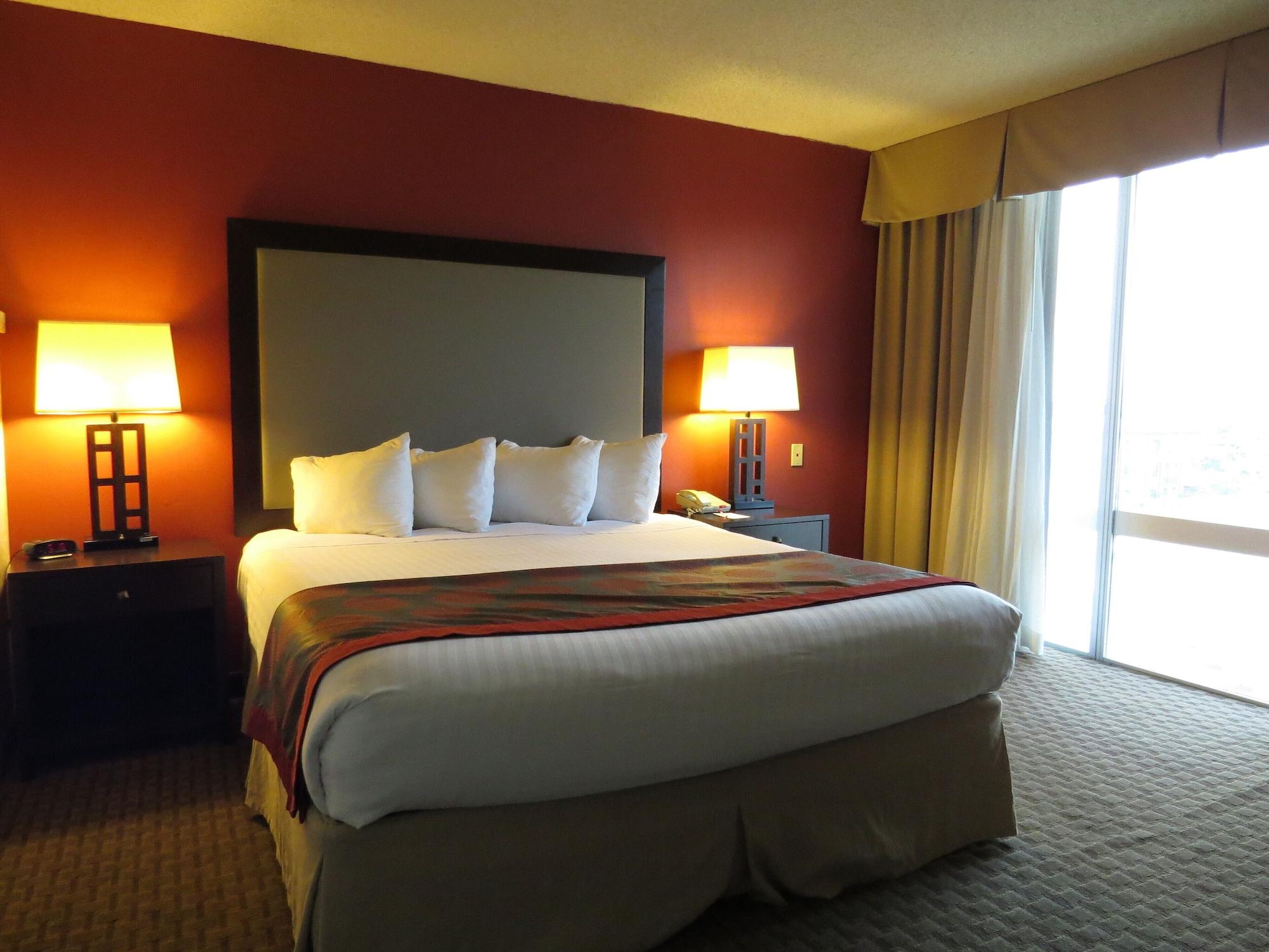 Holiday Inn Express & Suites Phoenix - Midtown, An Ihg Hotel ภายนอก รูปภาพ